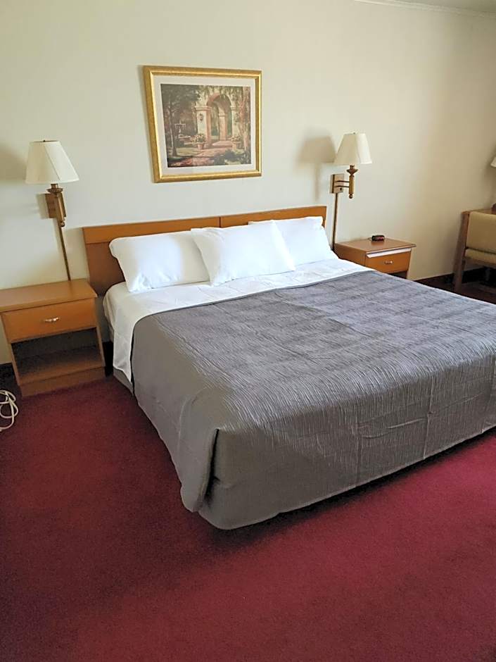 Family Budget Inn