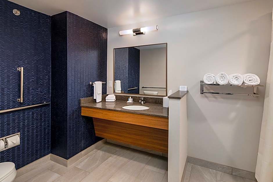 Fairfield Inn & Suites by Marriott Little Rock Airport