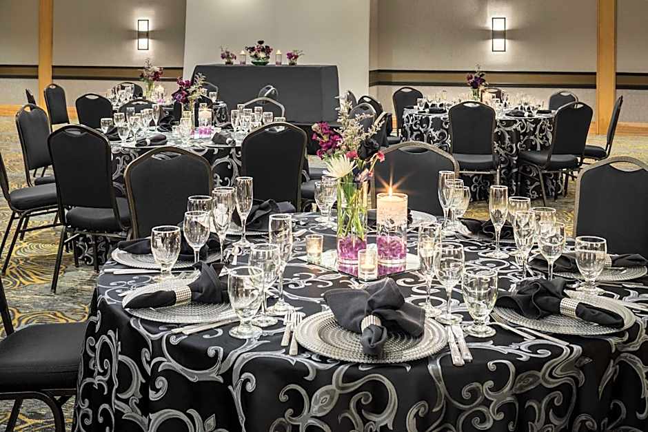 DoubleTree by Hilton Hotel Denver