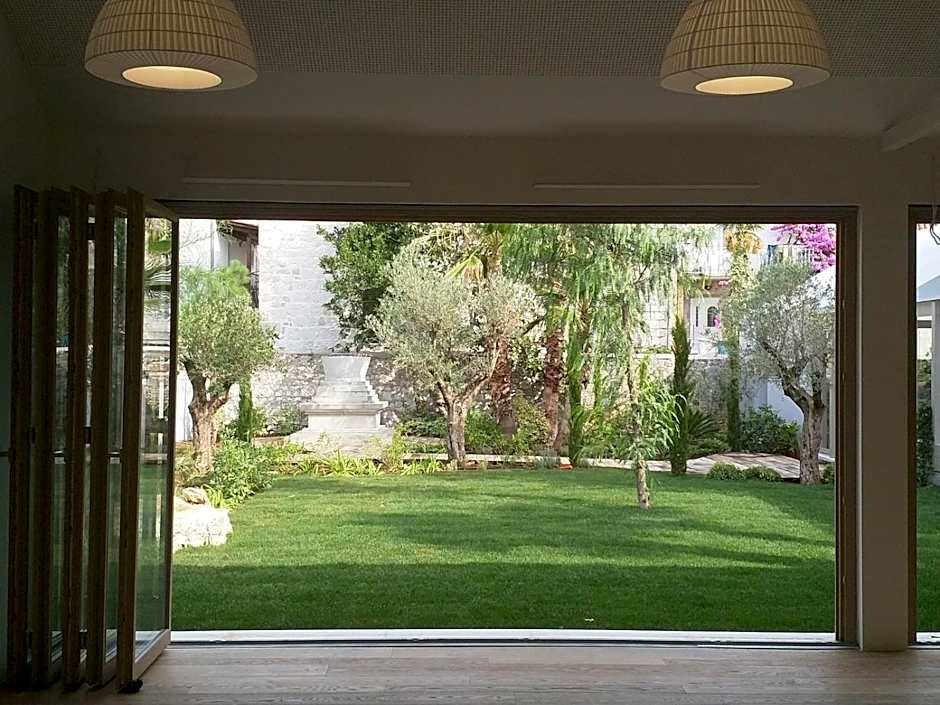 Divota Apartment Hotel