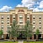 Hampton Inn & Suites Roanoke Airport