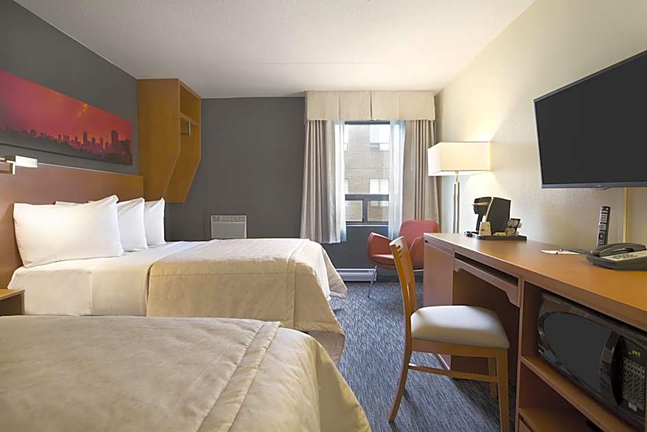 Travelodge by Wyndham Edmonton West