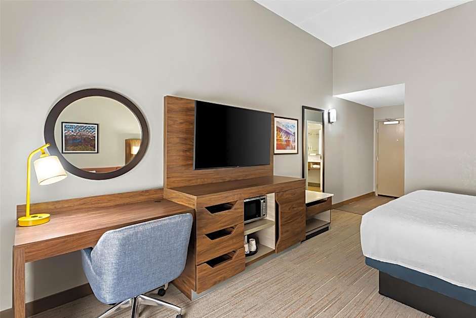 Hampton Inn By Hilton & Suites Bolingbrook, Il