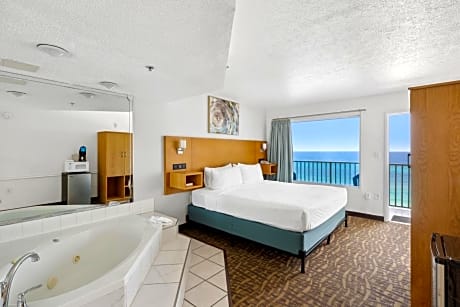 King Suite Jacuzzi with Ocean/Gulf View 