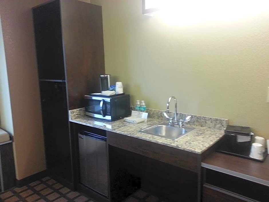 Microtel Inn & Suites By Wyndham Carrollton