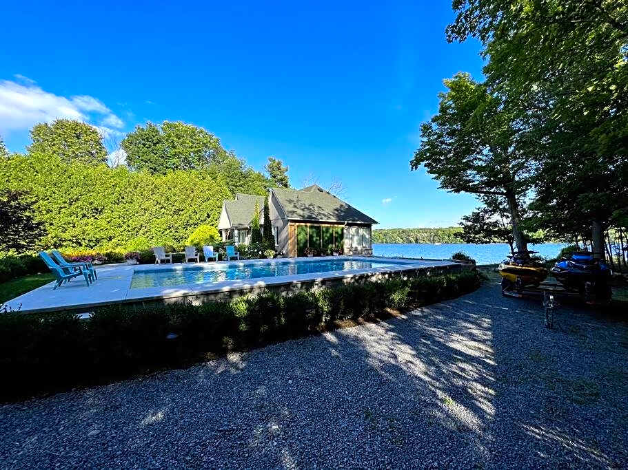 Bluebird Sanctuary - Howe island Luxury Retreat