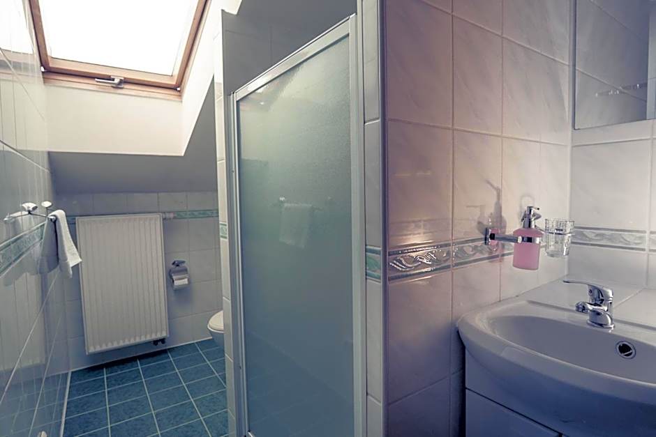 Willa i Wzgórze Jerrego Apartamenty i pokoje z widokiem na góry