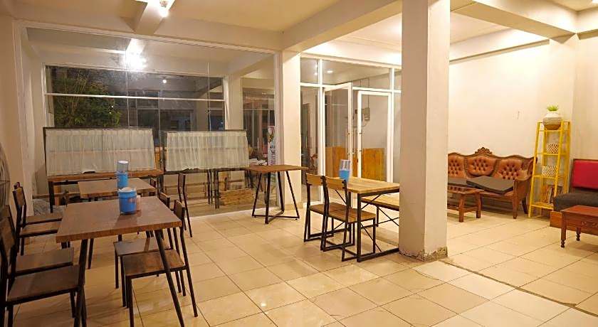 SPOT ON 2857 Hotel Pelangi