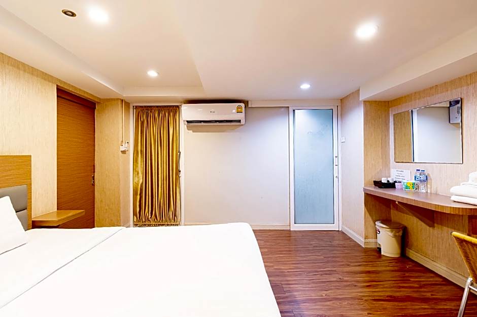 Oun Residence
