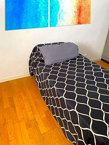 GRAN VIA VALVERDE Apartaments & ROOMS PARKING