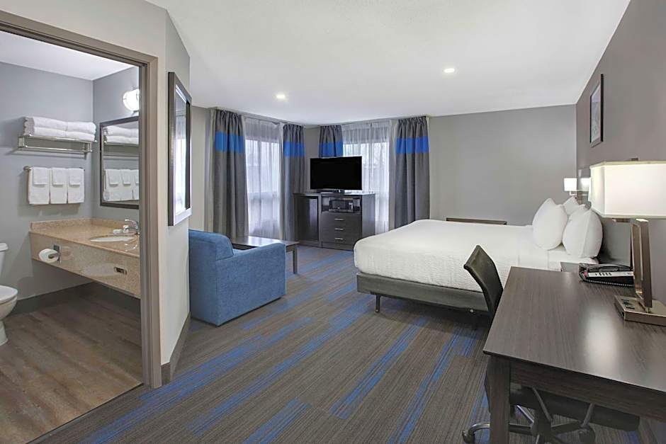 Days Inn by Wyndham Barrie