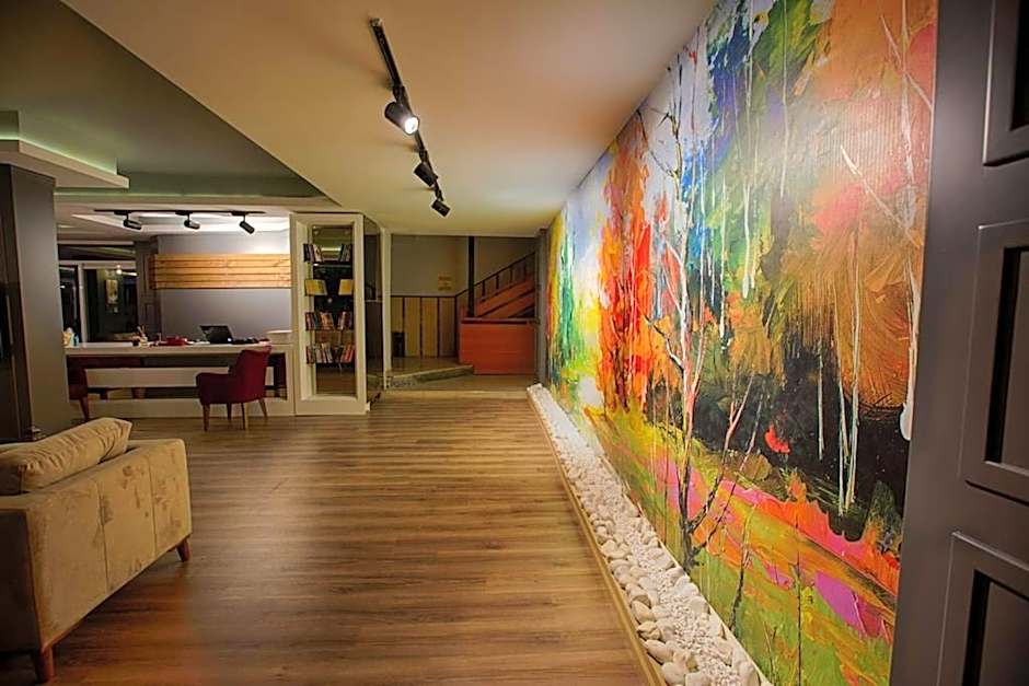 HMA Hotel & Suites