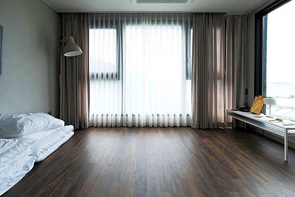 Hotel Seogwipean