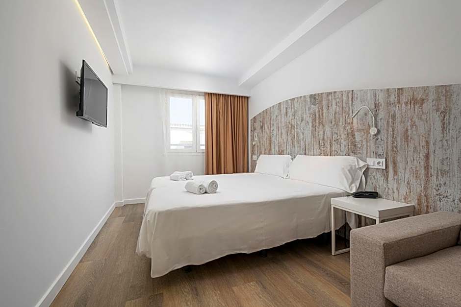 Welikehotel Triton Beach