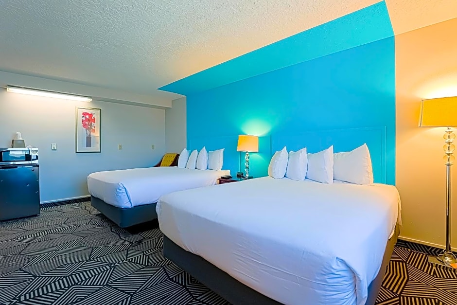 Coast River Inn by OYO Seaside
