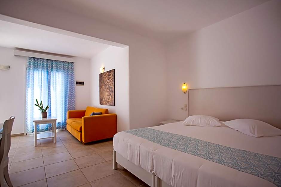 Yiannaki Hotel