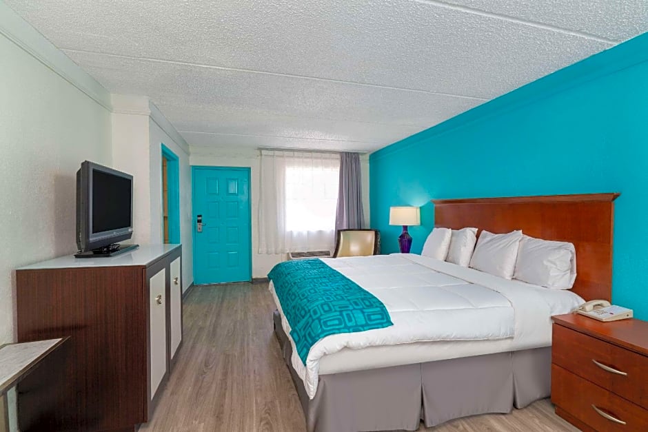 Howard Johnson by Wyndham Atlanta College Park