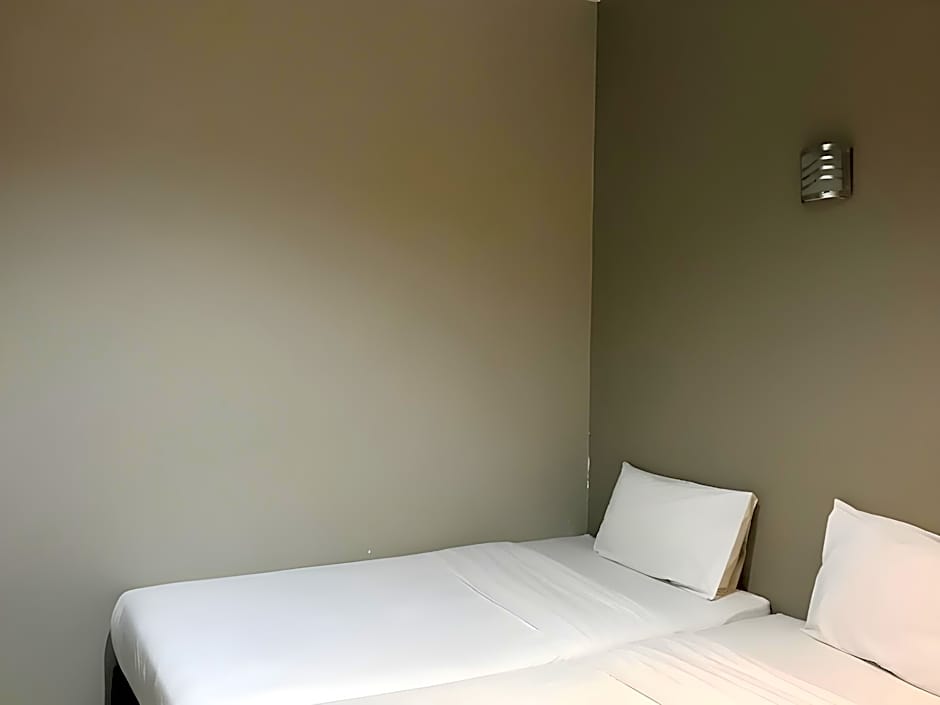 Hotel O Nice Stay Three Six Five Services