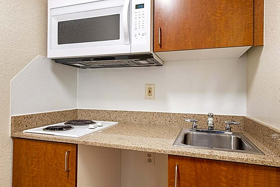 HomeTowne Studios Tacoma - Puyallup