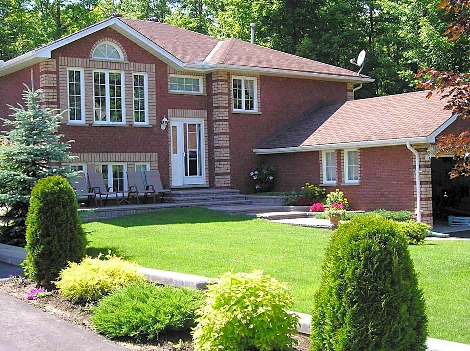 Tucked Inn the Harbour B&B