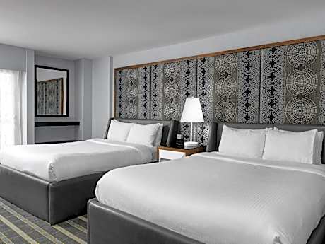 Luxury Room, 2 Queen Beds, Balcony