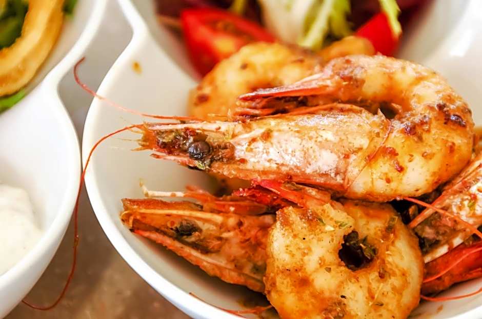 4reasons hotel + bistro | 12+