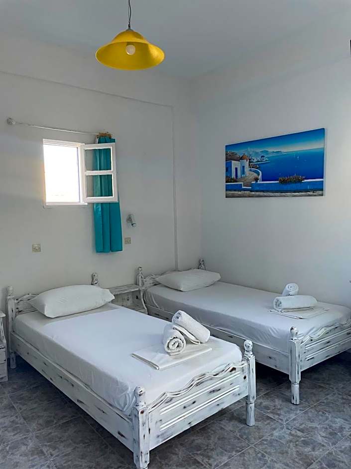 Anna Maria Rooms Santorini
