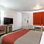 Travelodge by Wyndham Lansing