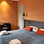 Hotel Le Pont Neuf