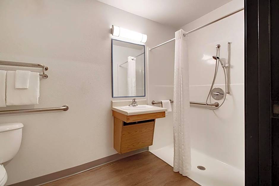WoodSpring Suites Conroe