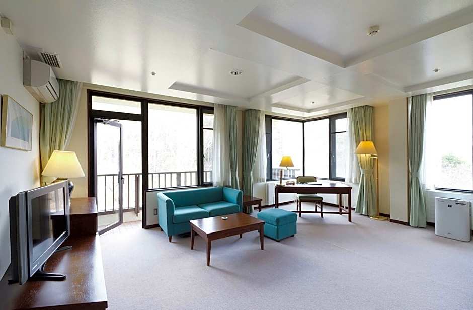 Yatsugatake Kogen Lodge