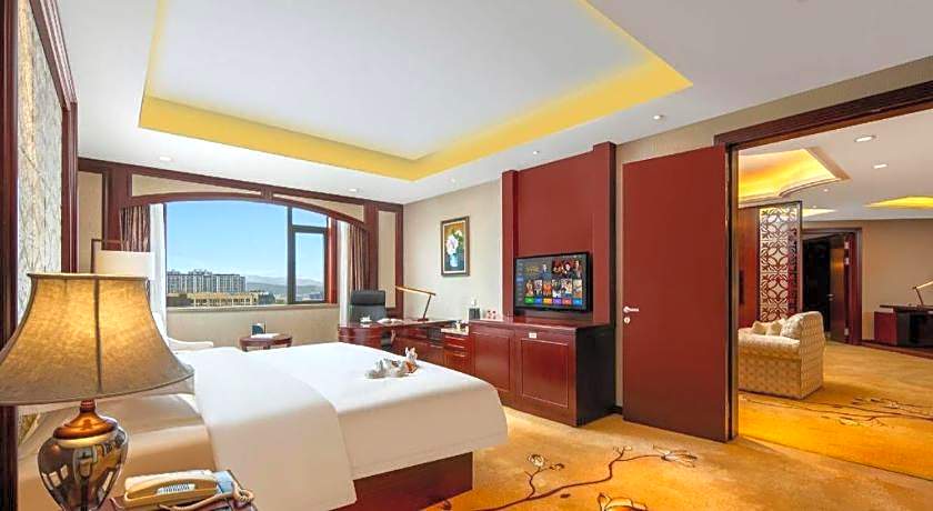 Taishun Xiangzhou New Century Hotel