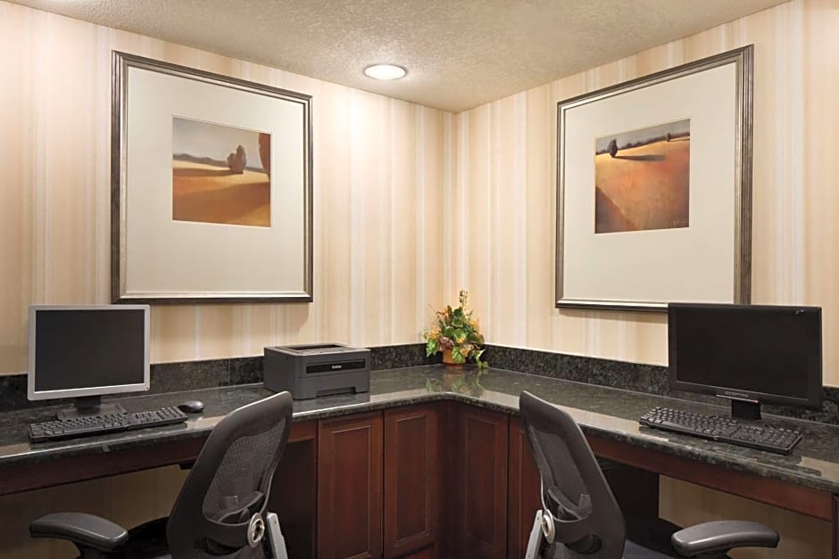 Country Inn & Suites by Radisson, Champaign North, IL
