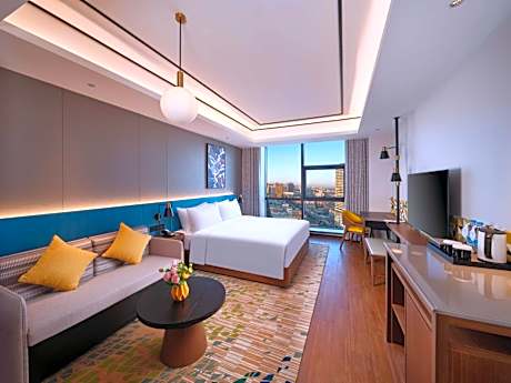 King Room - Mobility Accessible