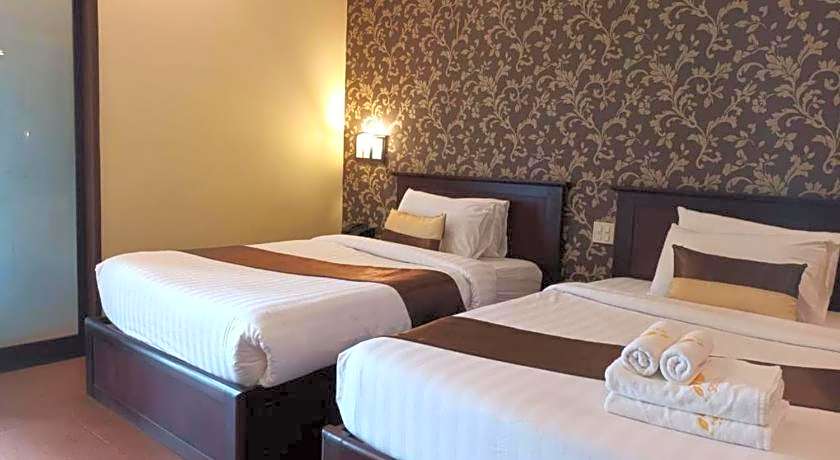 Seasons Riverside Hotel