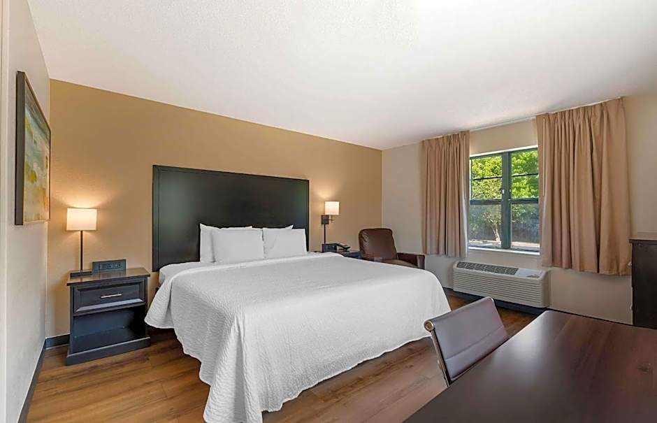 Extended Stay America Suites - St. Petersburg - Clearwater - Executive Dr.