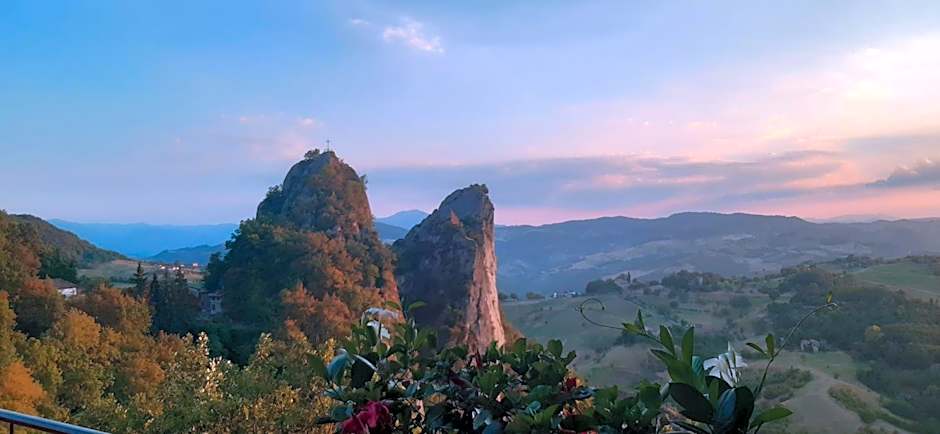 Casa del Viandante Borgo dei Sassi di Roccamalatina