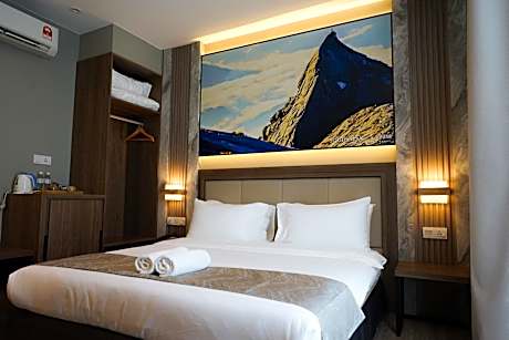 Mountain Themed - Suite