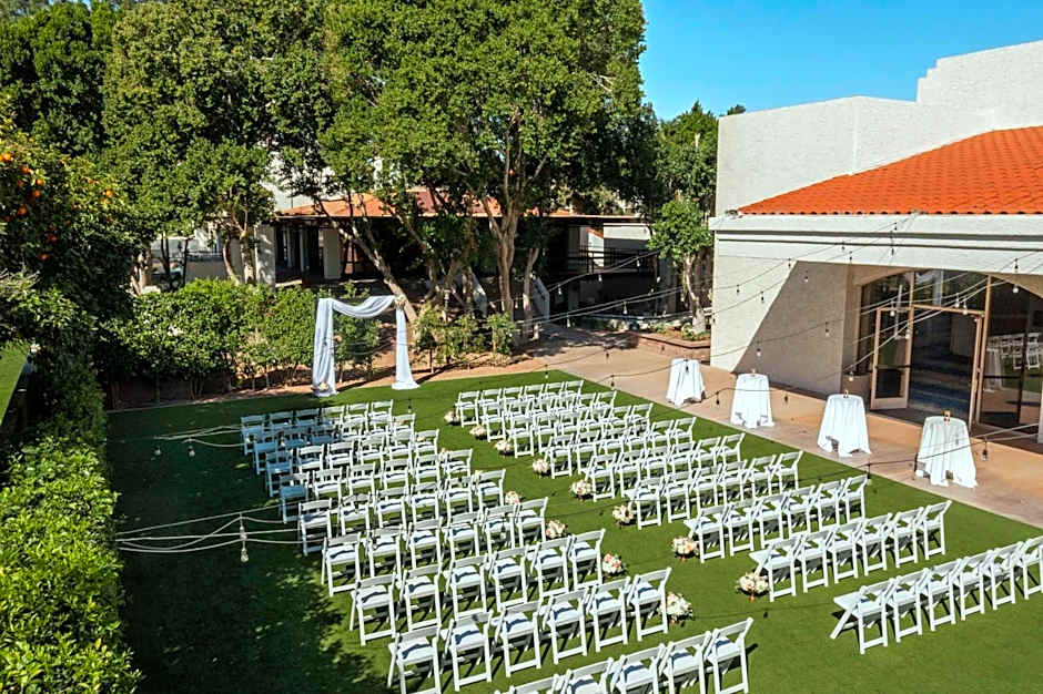 Embassy Suites by Hilton Scottsdale Resort