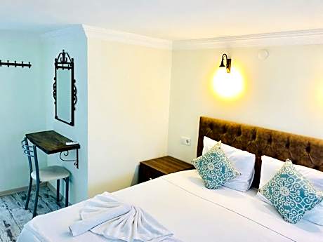 Double Room with Pool View