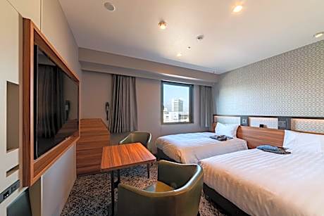 Twin Room - Non-Smoking
