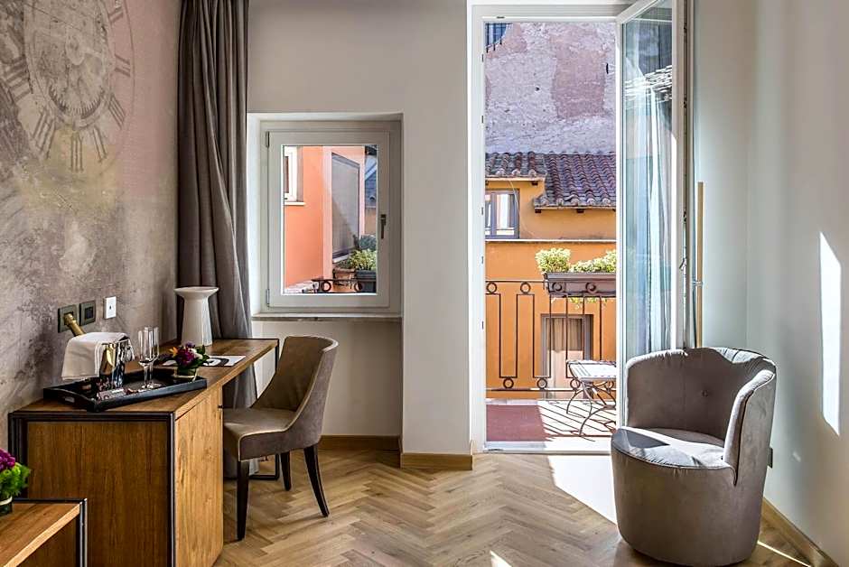 Navona Essence Hotel