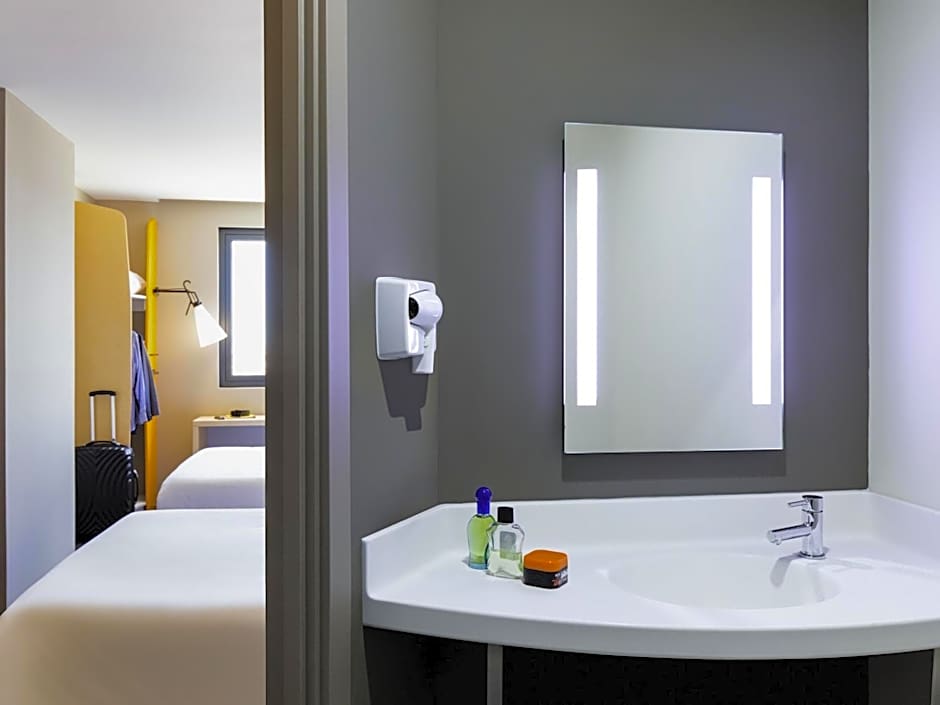 ibis Tijuana