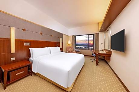 Horizon Club King Room with River View