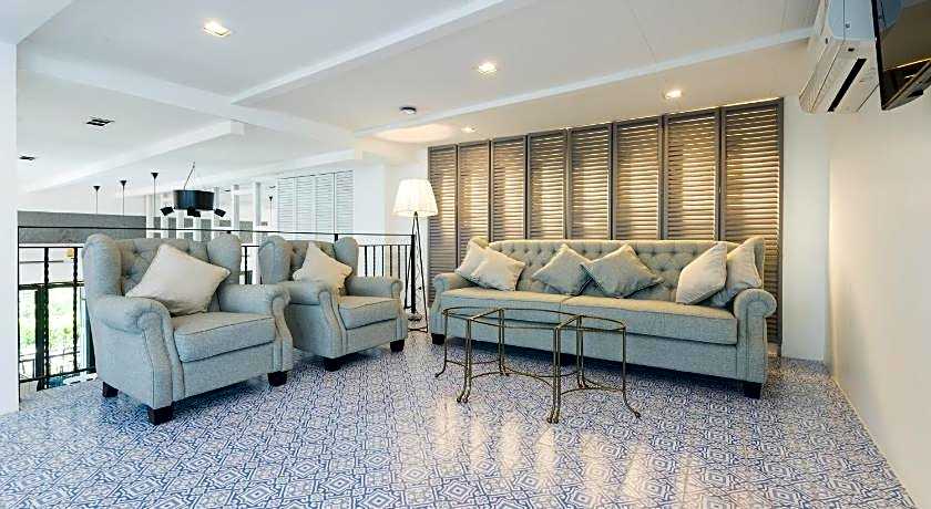 White Ivory Bed and Breakfast