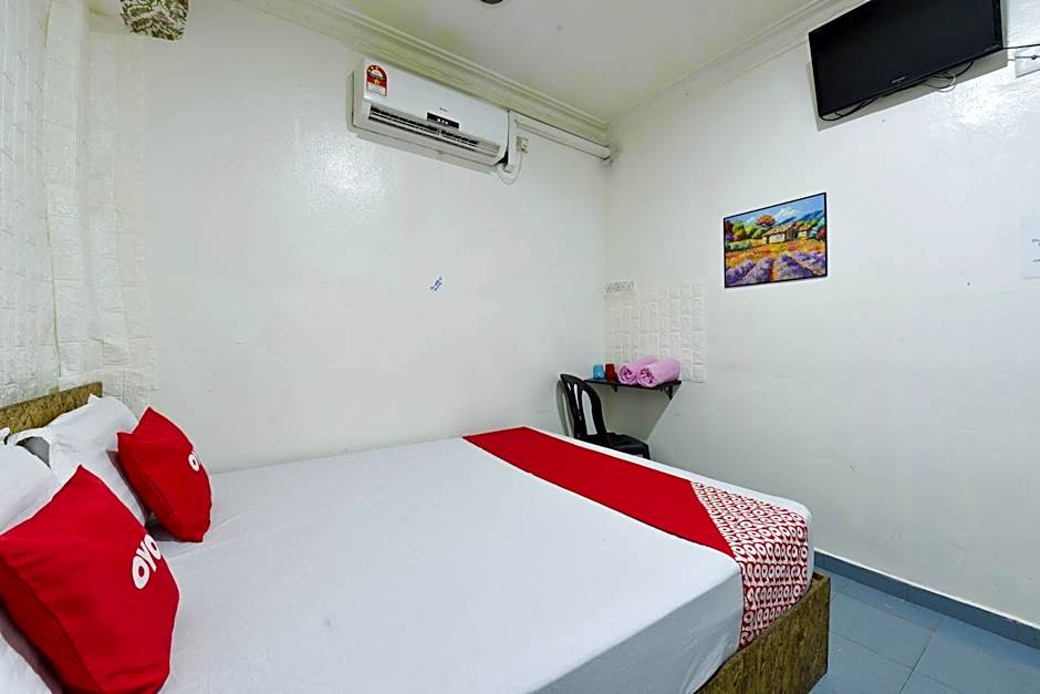 Hotel O Indah