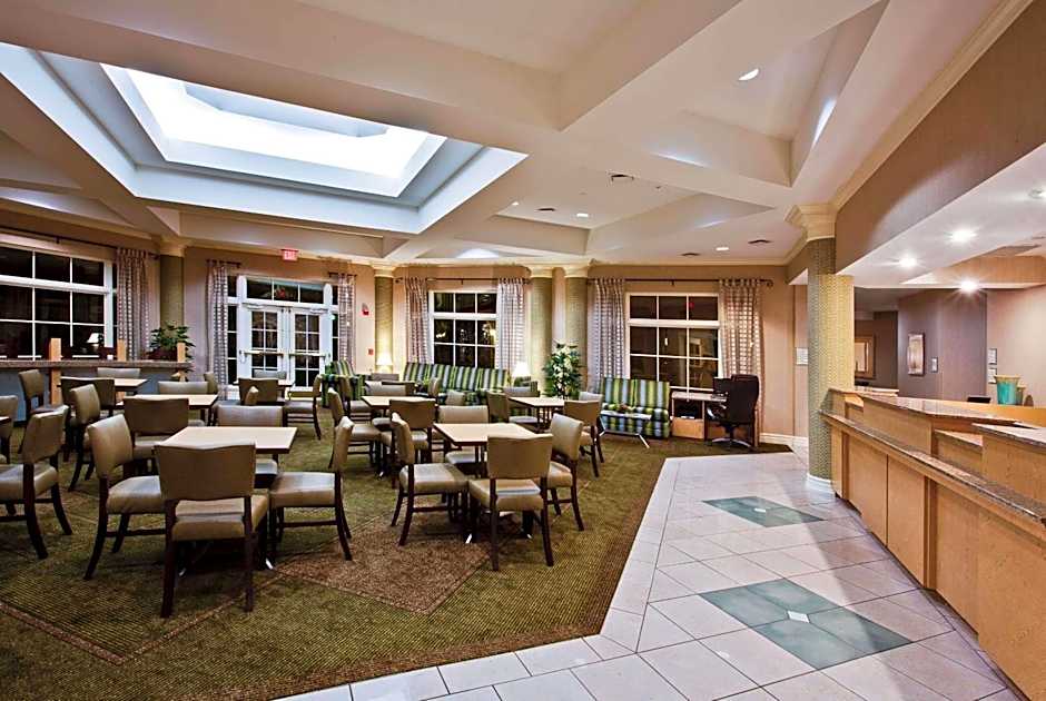 La Quinta Inn & Suites by Wyndham Usf (Near Busch Gardens)