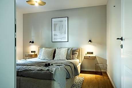 Oskar Apartments