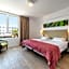Atlantic Holiday Hotel