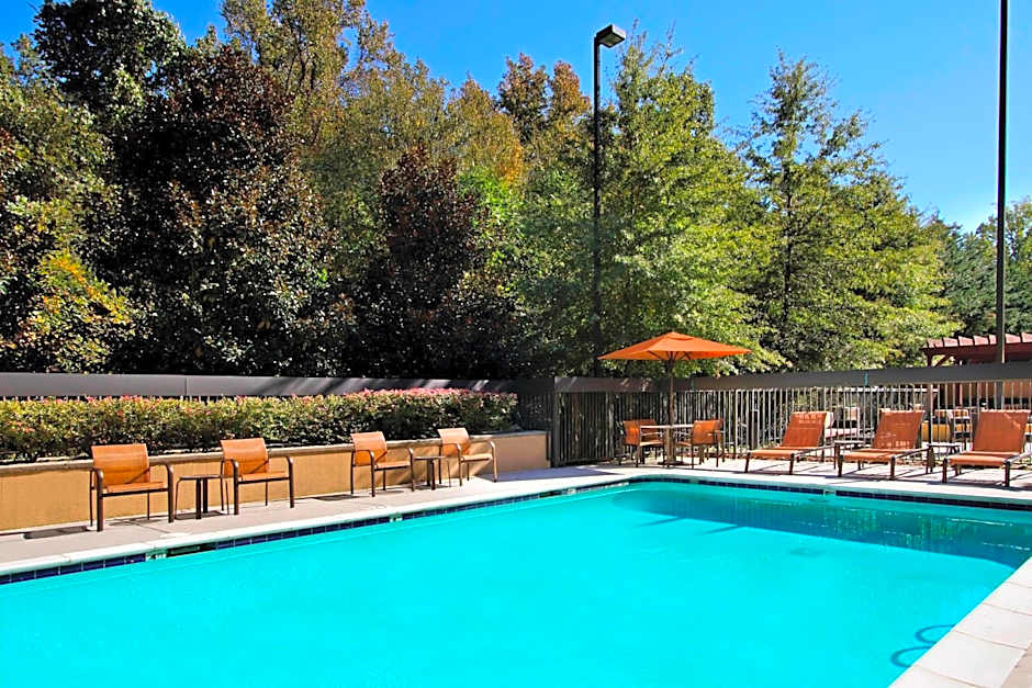 Courtyard by Marriott Atlanta Airport West
